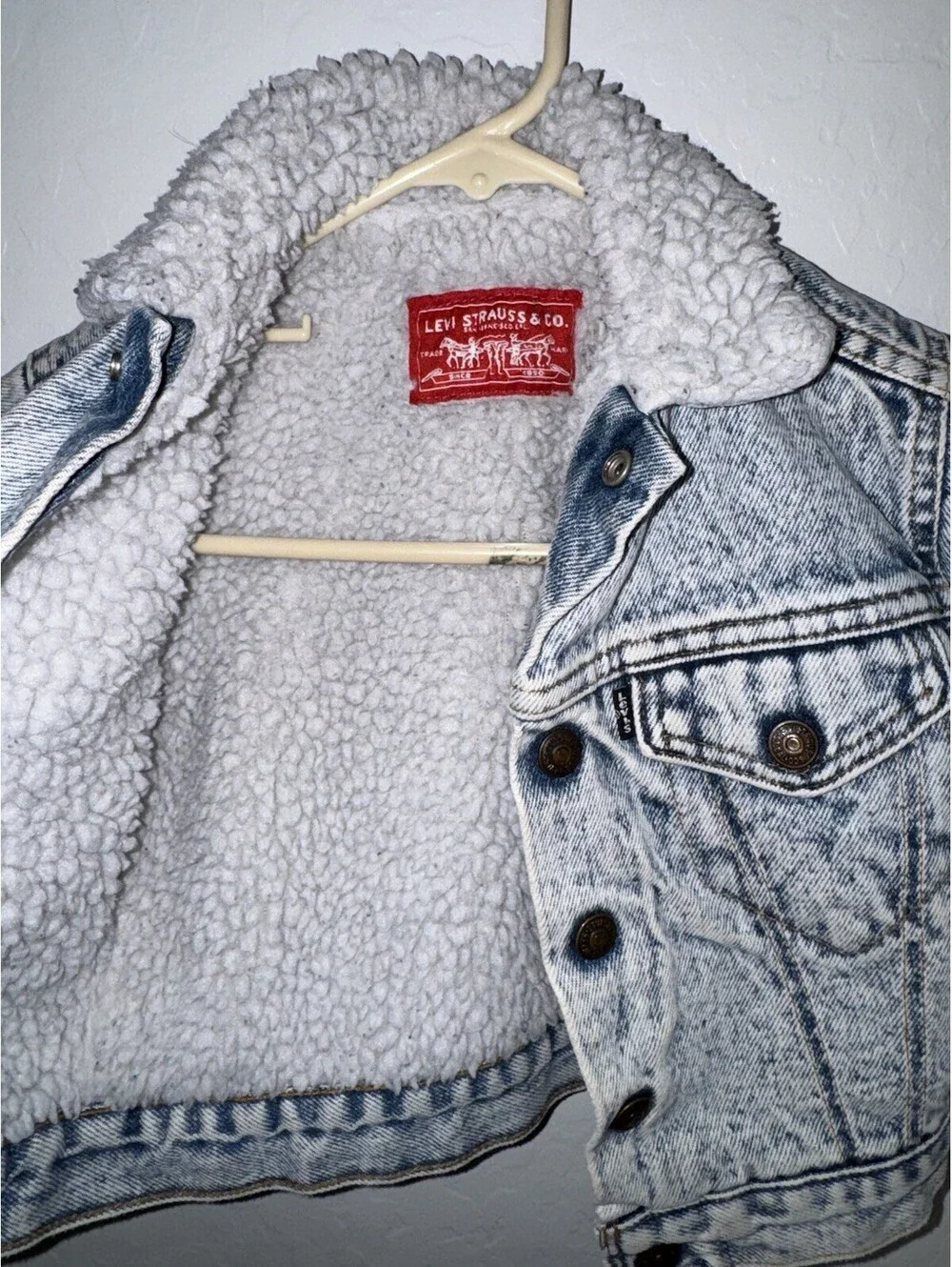 Vintage Levi’s Acid Wash Denim Jacket Size 3T black/ Silver Tab 80-90s Jean